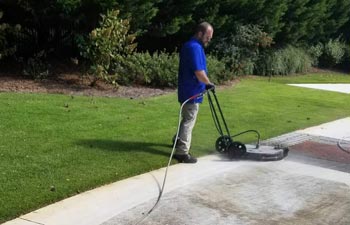 Signs of an Unprofessional Pressure Washing Service Alpharetta, GA